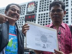 Mahfud Sebut Roy Suryo Cs Tak Bisa Diadili & Dibui, Polisi Tak Berhak Simpulkan Ijazah Jokowi Asli