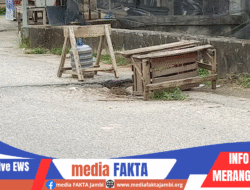 Akses Utama Warga Tergerus di Sisi Jembatan Semayo, Perbaikan Tak Kunjung Datang